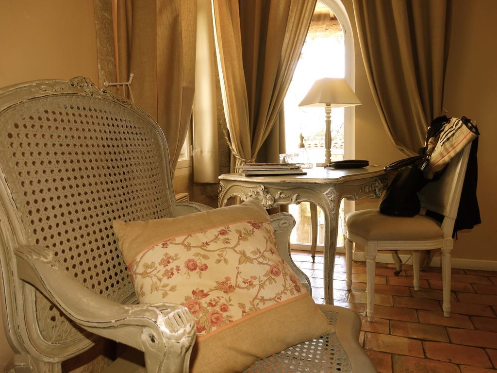 Bed and Breakfast Un Patio En Luberon Ansouis Номер фото