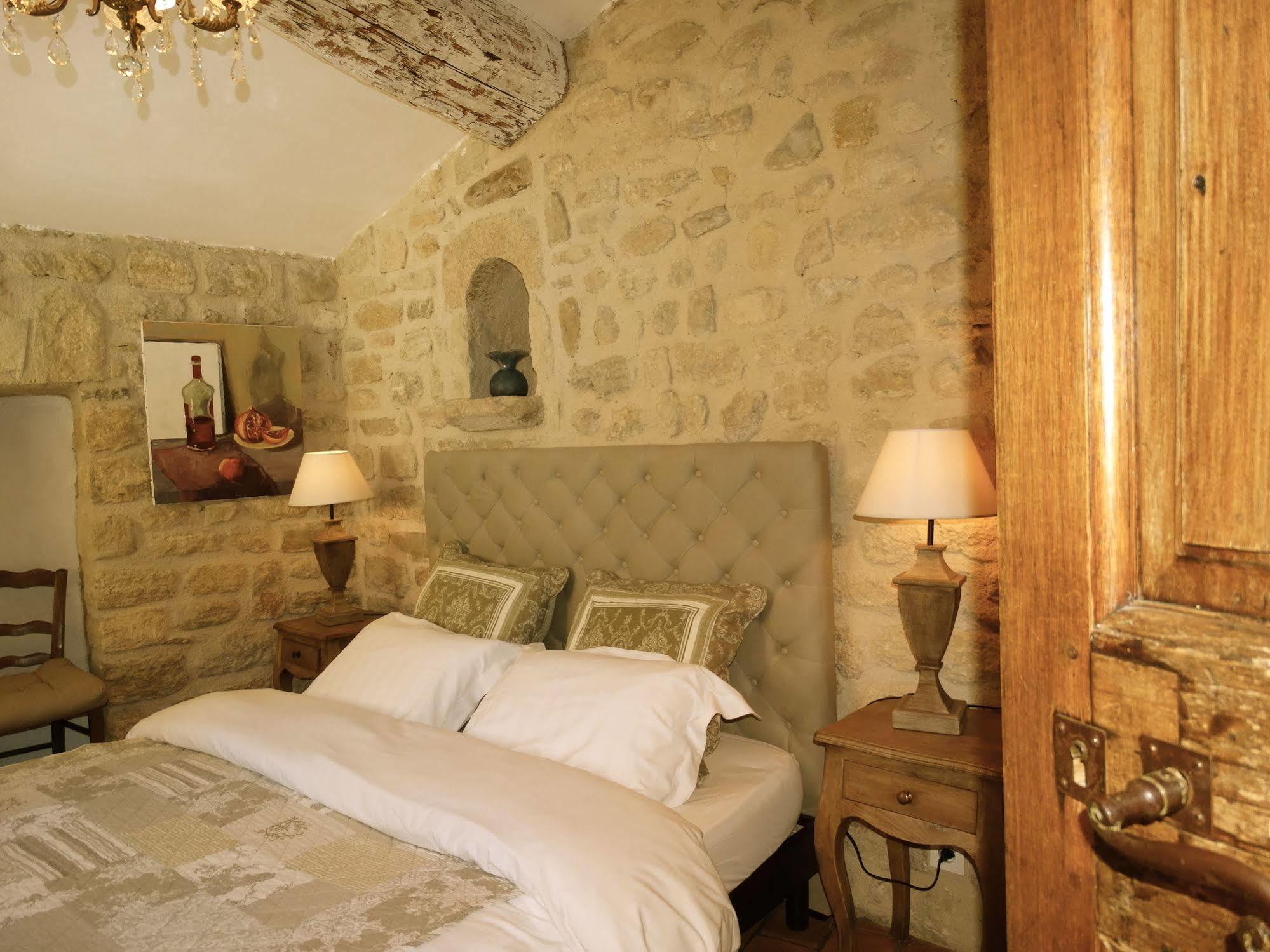 Bed and Breakfast Un Patio En Luberon Ansouis Экстерьер фото